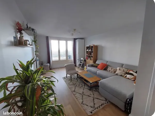 Appartement en dernier étage- 67m2 + terasse 