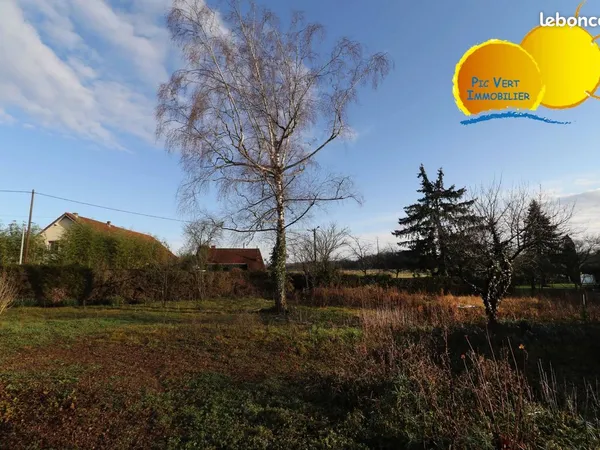Terrain 700 m² Saint-Seine-en-Bâche 