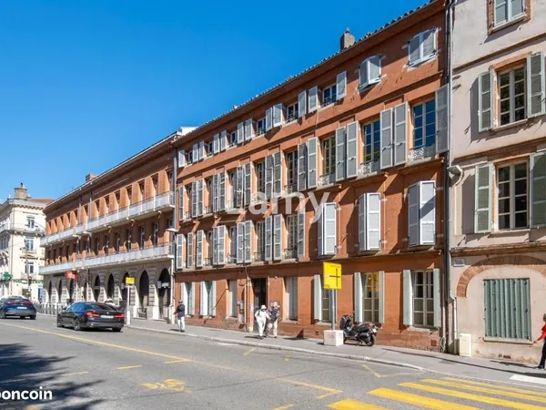 Appartement 6 pièces 146 m² 