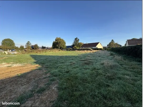 Terrain 1073 m² 