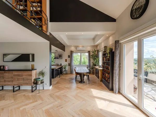 Maison 6 pièces 162 m² 