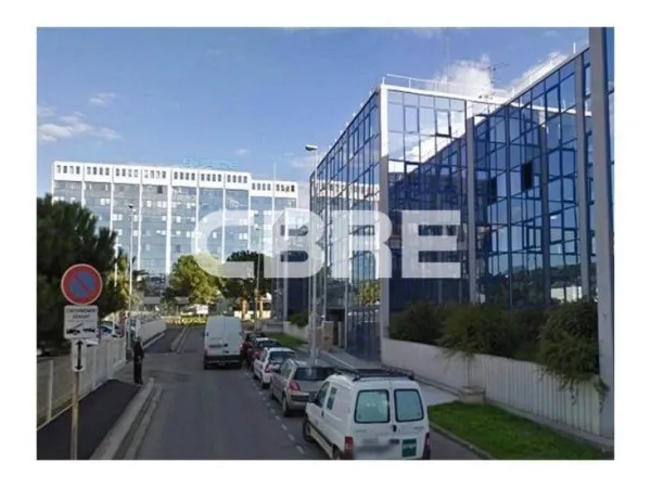 Bureaux 571 m²