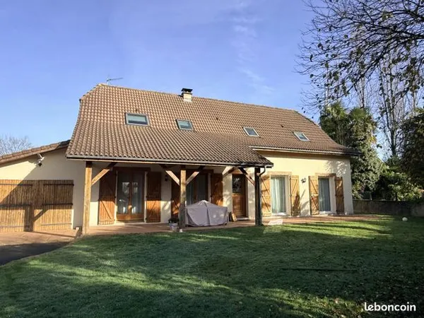 Maison 6 pièces 167 m² 