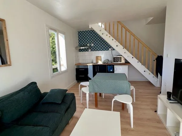 Charmant duplex meublé, parking et terrasse - 50 m² (42 m² Carrez) - La Rochelle centre-ville 