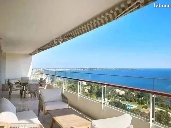 Appartement 4 pièces 140 m² 