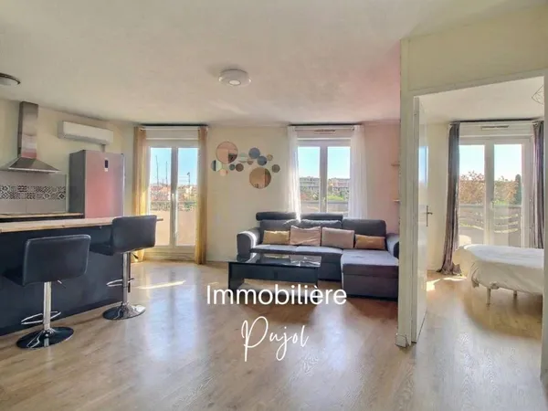Loue T2 - 42.7m² - Marseille 13008 