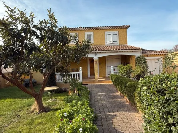 Villa dans lotissement calme 