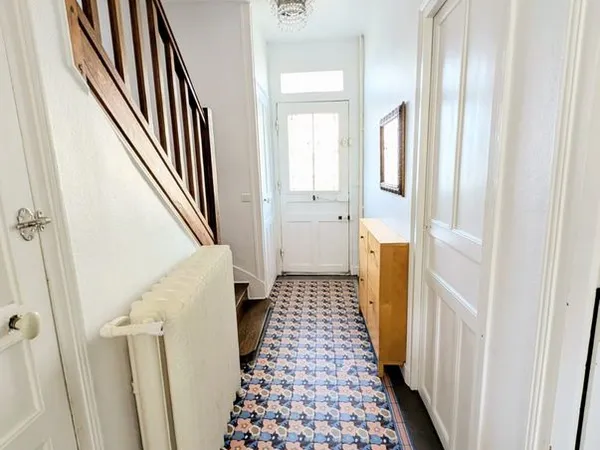 Charmante meulière de 1929 - 80 m² - 3 chambres - Terrasse & jardin arboré 