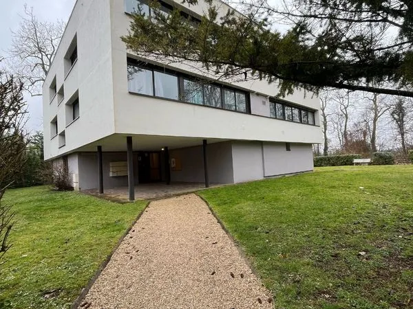 À vendre - Appartement F3 de 60 m² - Le Coudray-Montceaux 