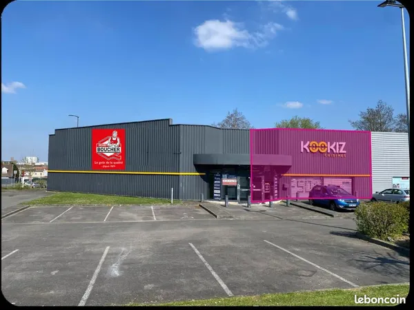 Local commercial 237 m² 