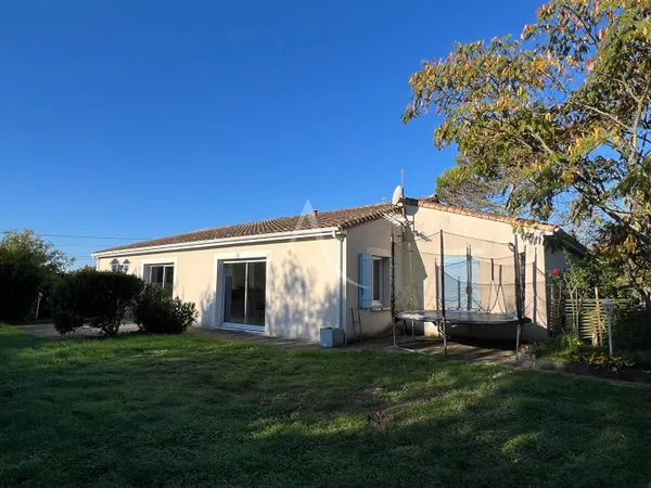 Maison de plain-pied 5 pièces 119 m² 