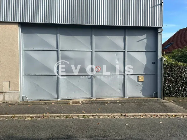 Entrepôt 350 m² 