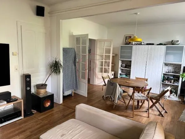 Appartement 4 pièces 77 m² 