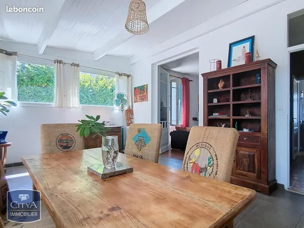 Maison 7 pièces 158 m² 