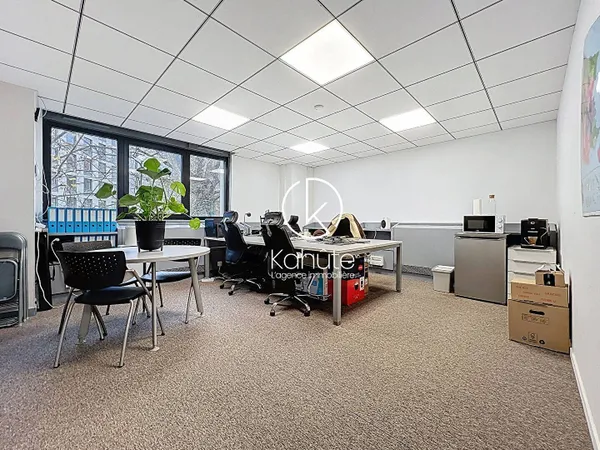 Local commercial 110 m² 