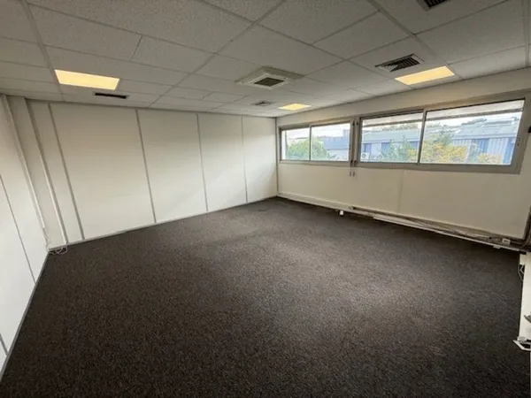 Location / Local commercial - 34 m² 