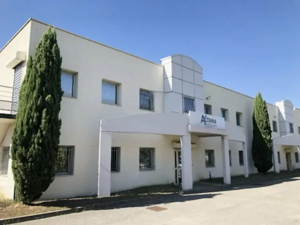 BUREAUX A VENDRE OU A LOUER 