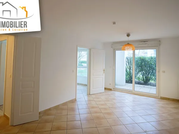 T2 NON MEUBLE AVEC TERRASSE FERNEY-VOLTAIRE 