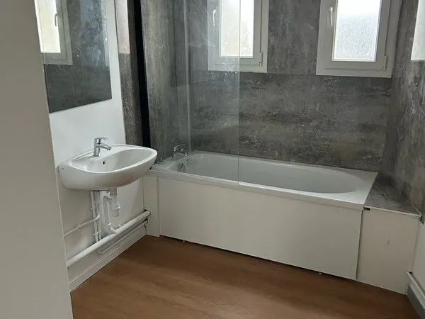 T2 et T3 rénovés - 50 à 61 m² - Dispo mi-janvier 