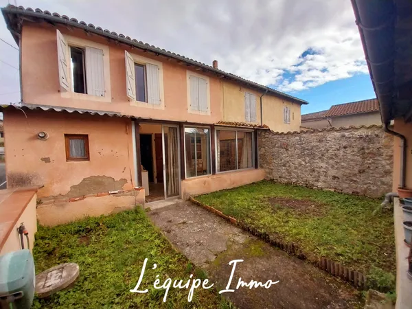 Maison de village T4 avec jardin et garage 