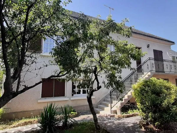 Maison 6 pièces 144 m² 
