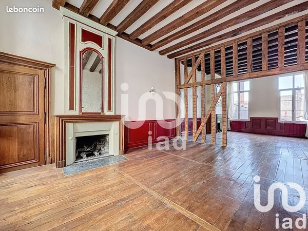 Maison 8 pièces 238 m² 