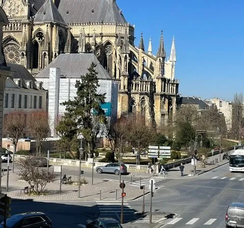 Appartement 6 pièces 107 m² 
