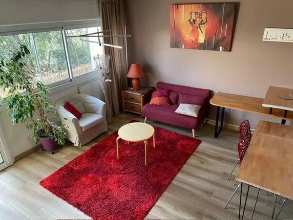 Appartement à louer Pessac 