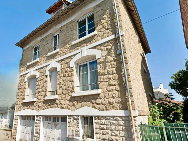 Immeuble de rapport 8 pièces 178 m² 