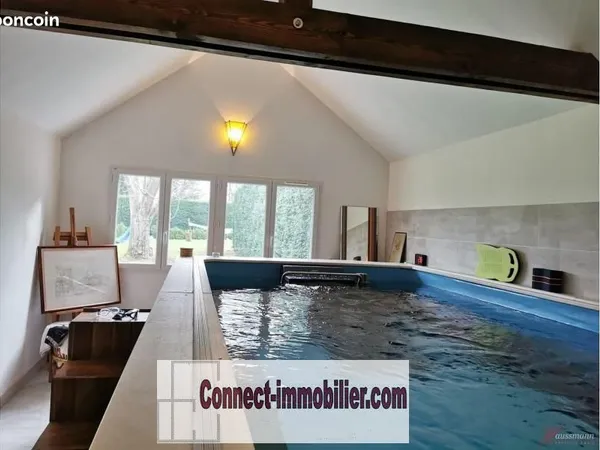Villa 9 pièces 349 m² 