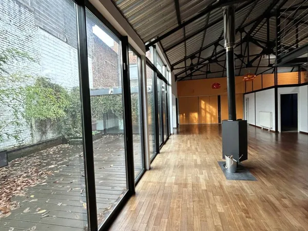 Loft 5 pièces 220 m² 