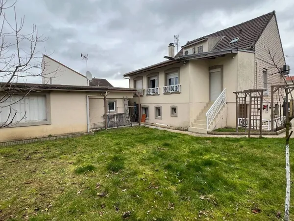 Maison 5 pièces 134 m² 