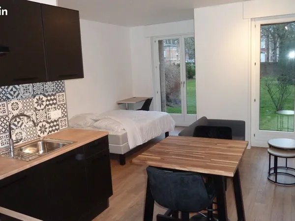 Studio meublé rénové à neuf residence standing 