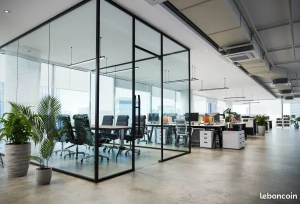Bureaux 296 m² 