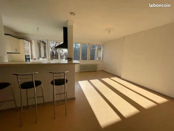 3 pièces 70m2 très bien exposé 