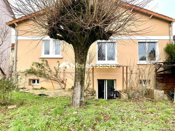 Poitiers - Quartier Montmidi / Les Rocs, MAISON lumineuse avec jardin et logement indépendant 