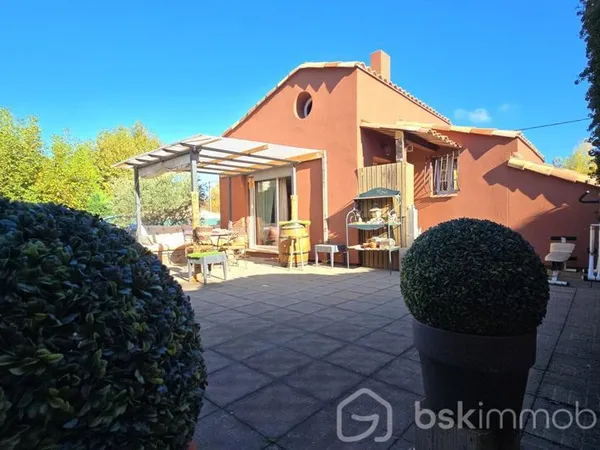 Charmante Maison T2, Studio Indépendant et piscine au Beausset (83330) 