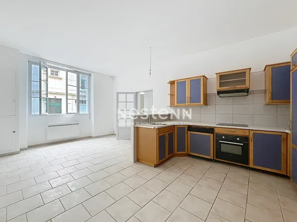 Maisonnette de ville avec deux chambres, 80 m², au coeur de la Visitation/ proche de la gare 