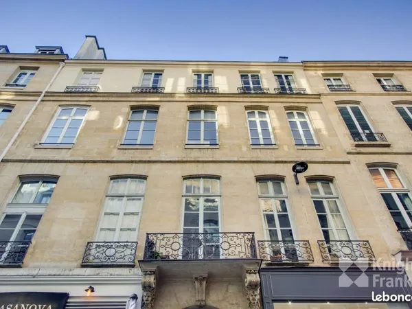 Bureaux 140 m² 