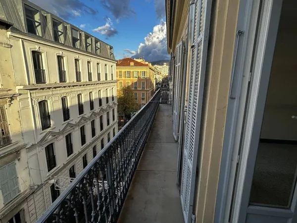 Appartement 3 pièces 81 m² 