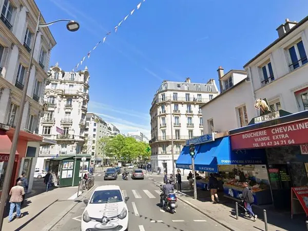 Boutique 2 pièces 95 m² 