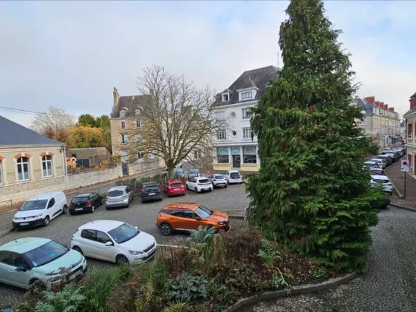 Maison 6 pièces 179 m² 