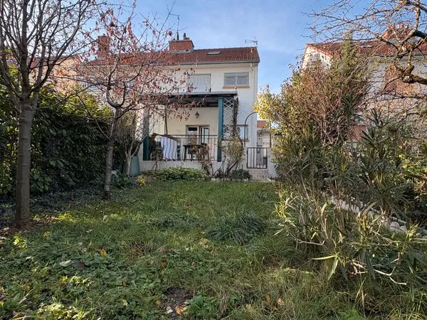 Maison familiale 120 m² avec jardin à Marsannay-la-Côte, proche Dijon 