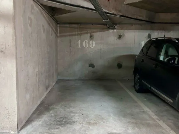Parking à louer au Plessis Robinson 