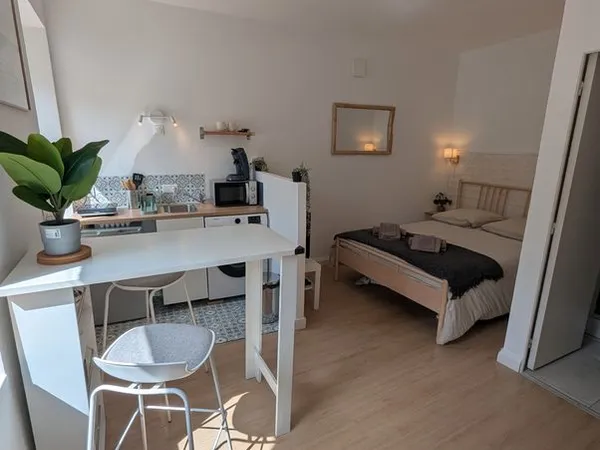 Studio meublé 