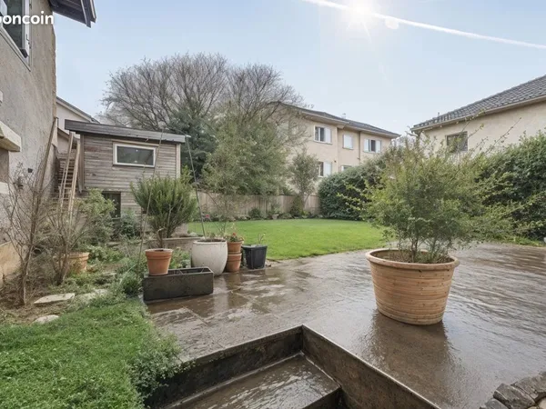 Maison 8 pièces 191 m² 