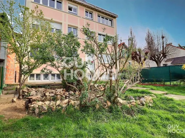 Appartement 1 pièce 42 m² 