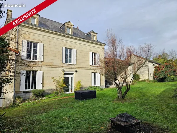 Propriété 10 pièces 235 m² 