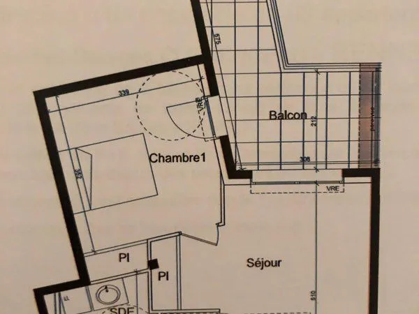 T2 Métro Clemenceau 40m2, 11m2 terrasse, Parking 