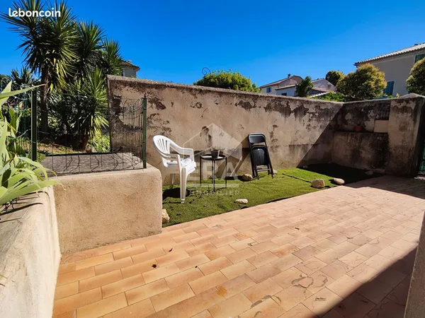 Studio 1 pièce 39 m² 